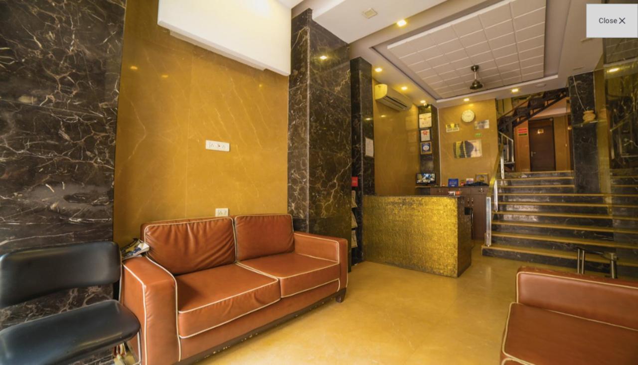 Hotel Pawan Plaza Near Sir Ganga Ram Hospital Delhi  Bagian luar foto